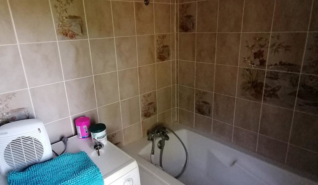 salle-de-bain-avec-baignoire-gite-du-grand-lamic
