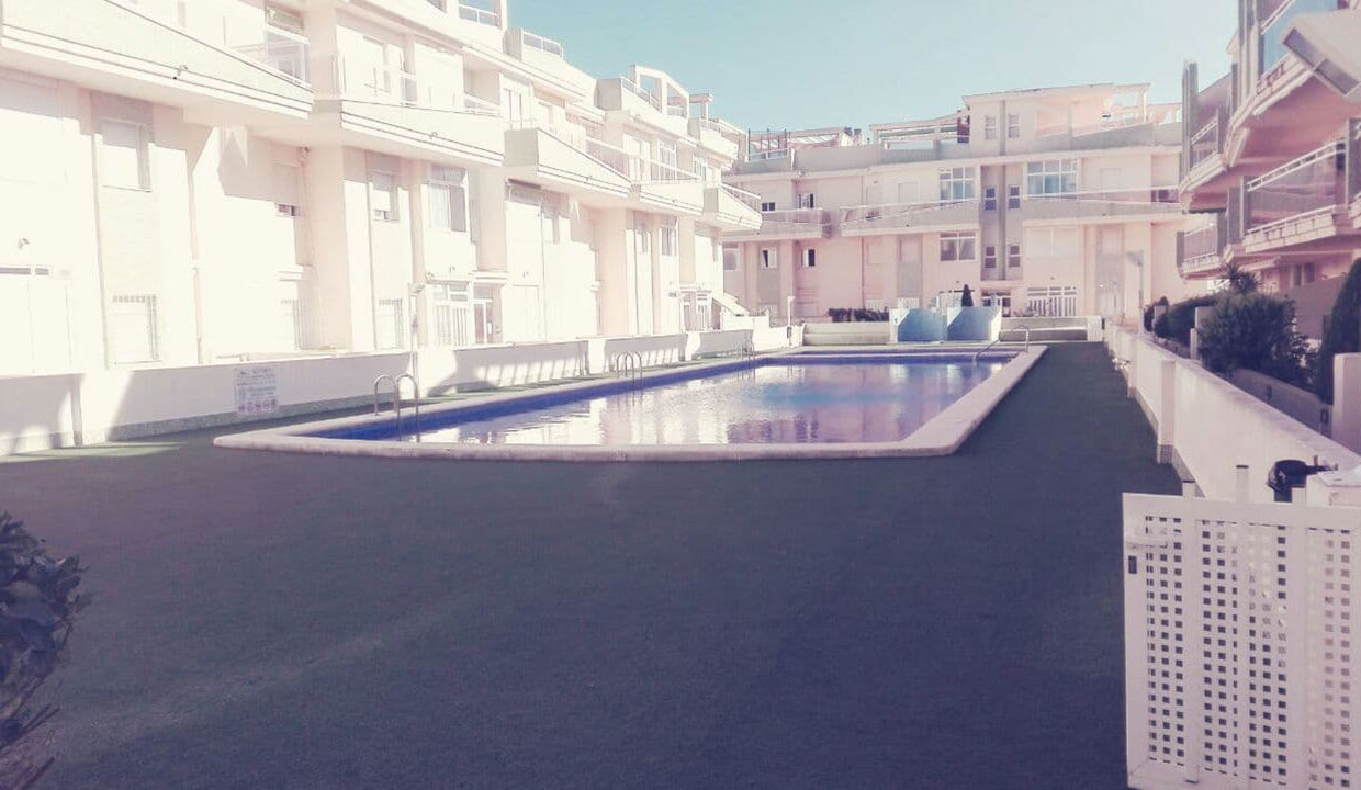 piscine-commune-appartement-xeraco-espagne